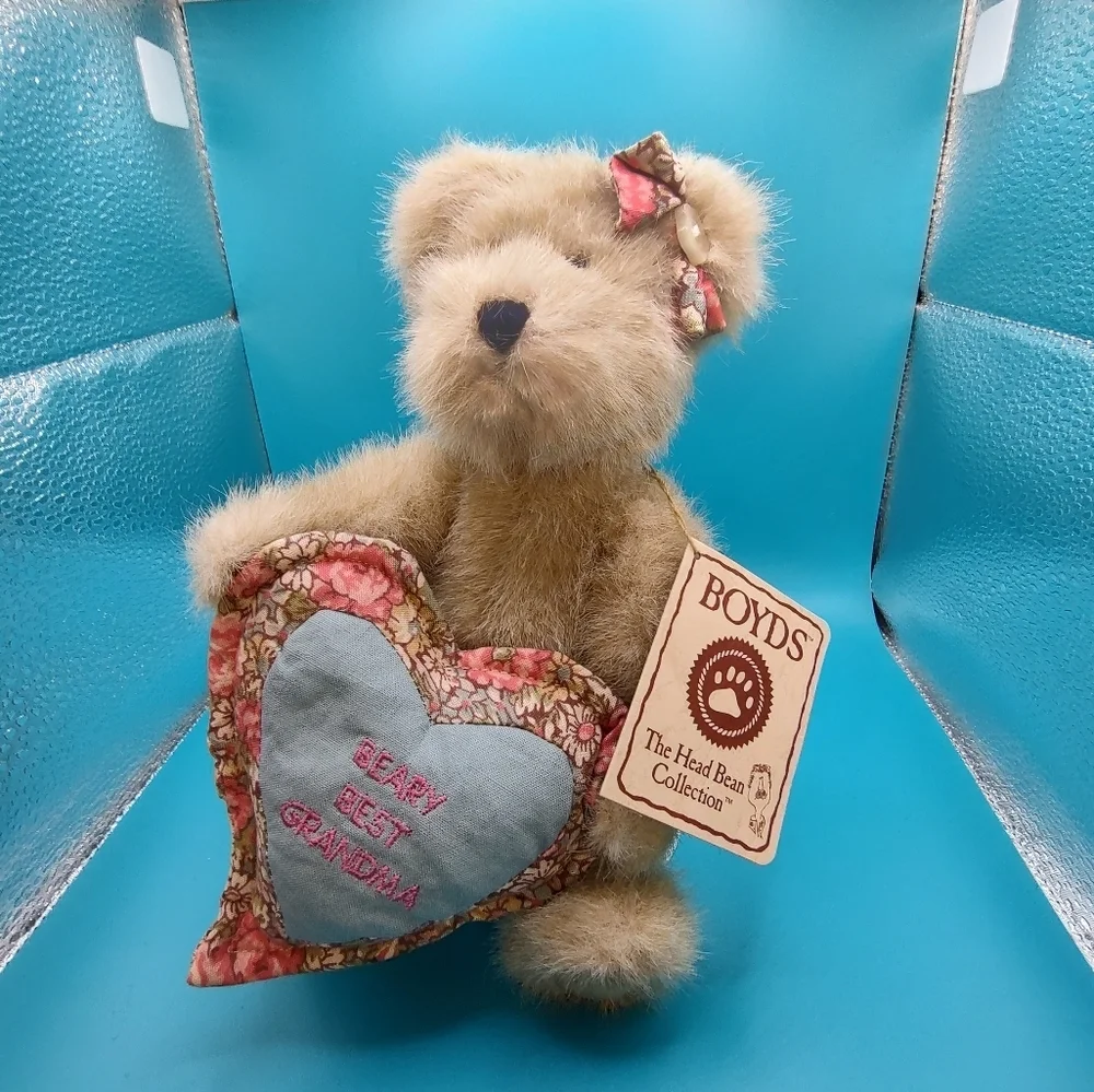 Boyds Bear Granny B. Bear Beary Best Grandma Plush Heart Pillow with Tag…